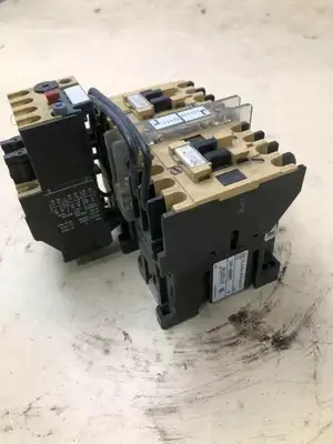 USED ALLEN-BRADLEY 100-A09ND3/B