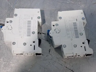 USED ALLEN BRADLEY 1492SPM1C070