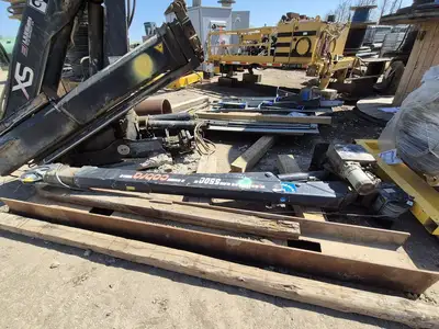 USED 2013 COBRA SERVICE CRANES NP12