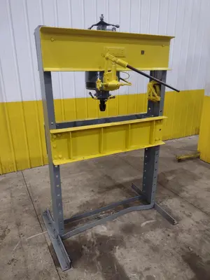 USED DAKE 75H
