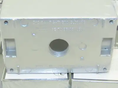 RT FSB50-3 Weatherproof 1-Gang Outlet Box 3-Hole 1/2"NPT  Lot of 20