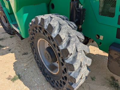 USED 2017 Skytrak 10042