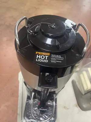 New | in-Stock Bunn Old Stock Bunn 39500.0207 1 Gallon TF Insulated Coffee Server Dispenser Beverage Dispensers Illinois US | Falcon Restaurant Supply #1375607