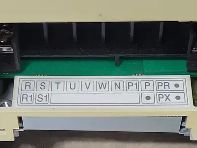 USED MITSUBISHI ELECTRIC CORPORATION FR-A540-0.75K-NA