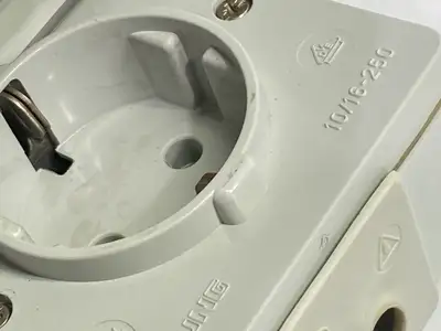 10/16-250 | Jung  Electrical Socket w/ Enclosure - Used