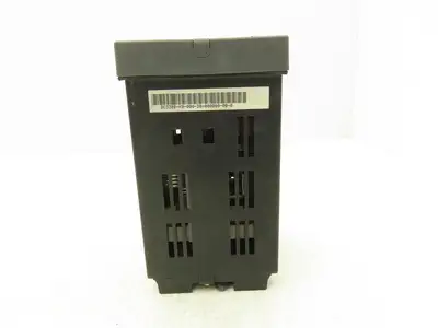 Honeywell UDC3300  Digital Temperature Controller DC330B-K0-000-20-000000-00-0
