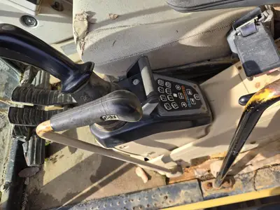 USED 1996 CATERPILLAR 325L
