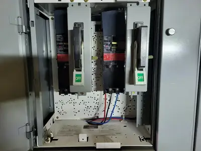 Dual 15 Amps Circuit Breaker MCC Bucket