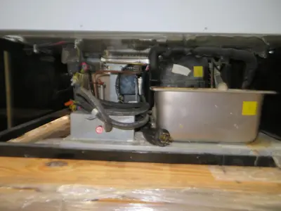 Used TITAN XTO-40-G Refrigerators Texas US | Aucto #1453390