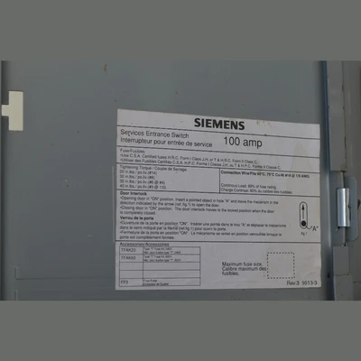 Siemens 100 Amp Fusible Disconnect