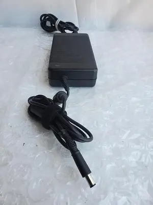 HP CHARGER HSTNN-DA12
