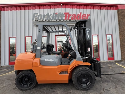 USED 2012 TOYOTA 7FGU35
