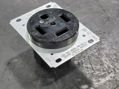 NEW LEVITON 9460