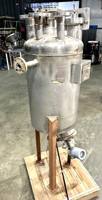 Used _UNKNOWN_ _UNKNOWN_ Dish & Cone Bottom Tanks West Virginia US | Cooper Industries #1409604