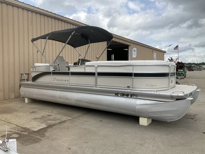 USED 2005 PREMIER 225 LEGEND