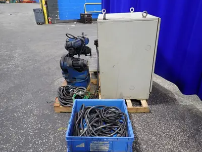 USED 2010 YASKAWA MOTOMAN MOTOMANMH6