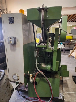 1997 TOWA TO-4A Uncategorized | Barbarotto Int'l Sales Corp (8)