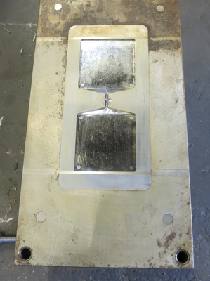 USED 1996 MASTER UNIT DIE PRODUCTS DUAL PLAQUE