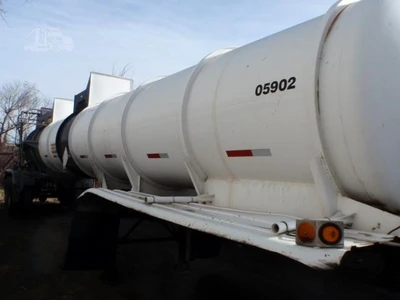 Used 1998 BRENNER _UNKNOWN_ Tanker Trailers Indiana US | Lakeshore Equipment Sales #1546561