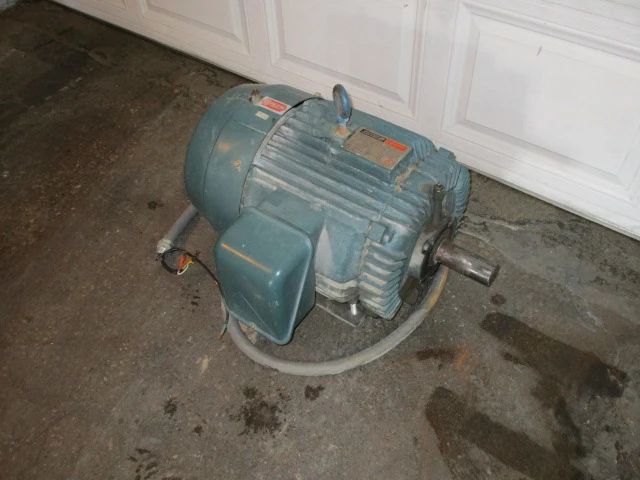 25 HP Reliance Electric AC Motor, energy efficient