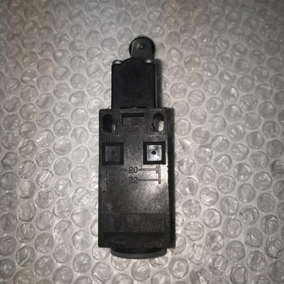 USED Schmersal ZV1 4H 236-11z-M20