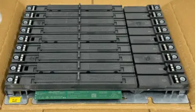 NEW SIEMENS 6ES7400-1JA01-0AA0 S7-400 RACK UR2 6ES7 400-1JA01-0AA0