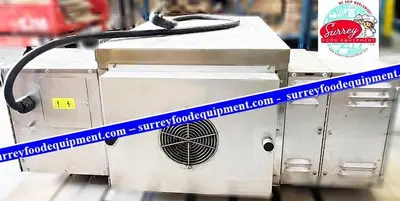 Blodgett electric conveyor pizza oven - like new