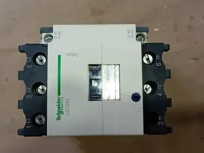 NEW SCHNEIDER ELECTRIC LC1 D40008F7