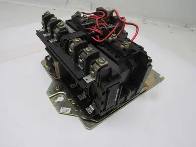 A-B Allen Bradley 505-AOD Series C Reversing Motor Starter W/Overload Size 0