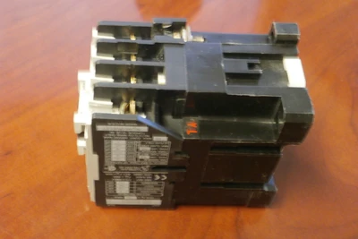 USED Allen-Bradley 100-A12ND3