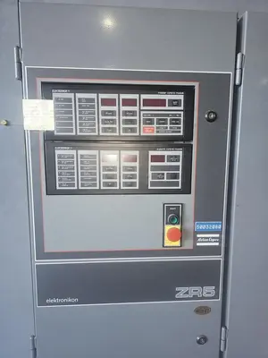 USED 1990 ATLAS COPCO ZR5-62