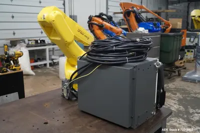 USED FANUC M-200ID/7L