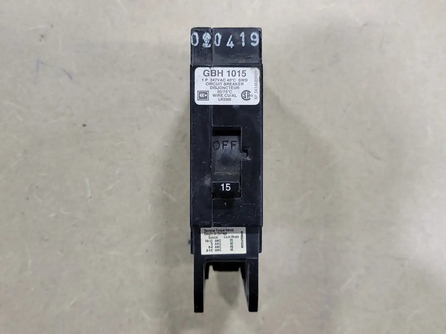 Used CUTLER-HAMMER GBH1015 Switchgears British Columbia CA | Lenmark #242258