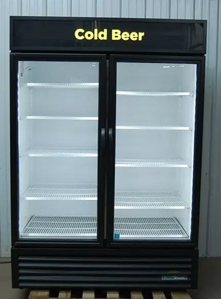 142-1117 True GDM-49-HC Glass 2 Door Cooler– 2018