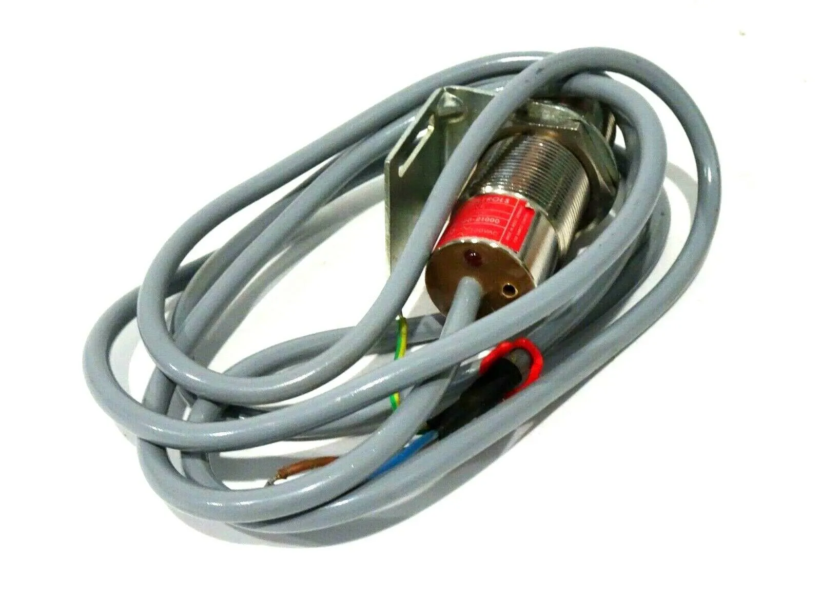 NEW NAMCO CONTROLS EE720-21000 PROXIMITY SWITCH EE72021000