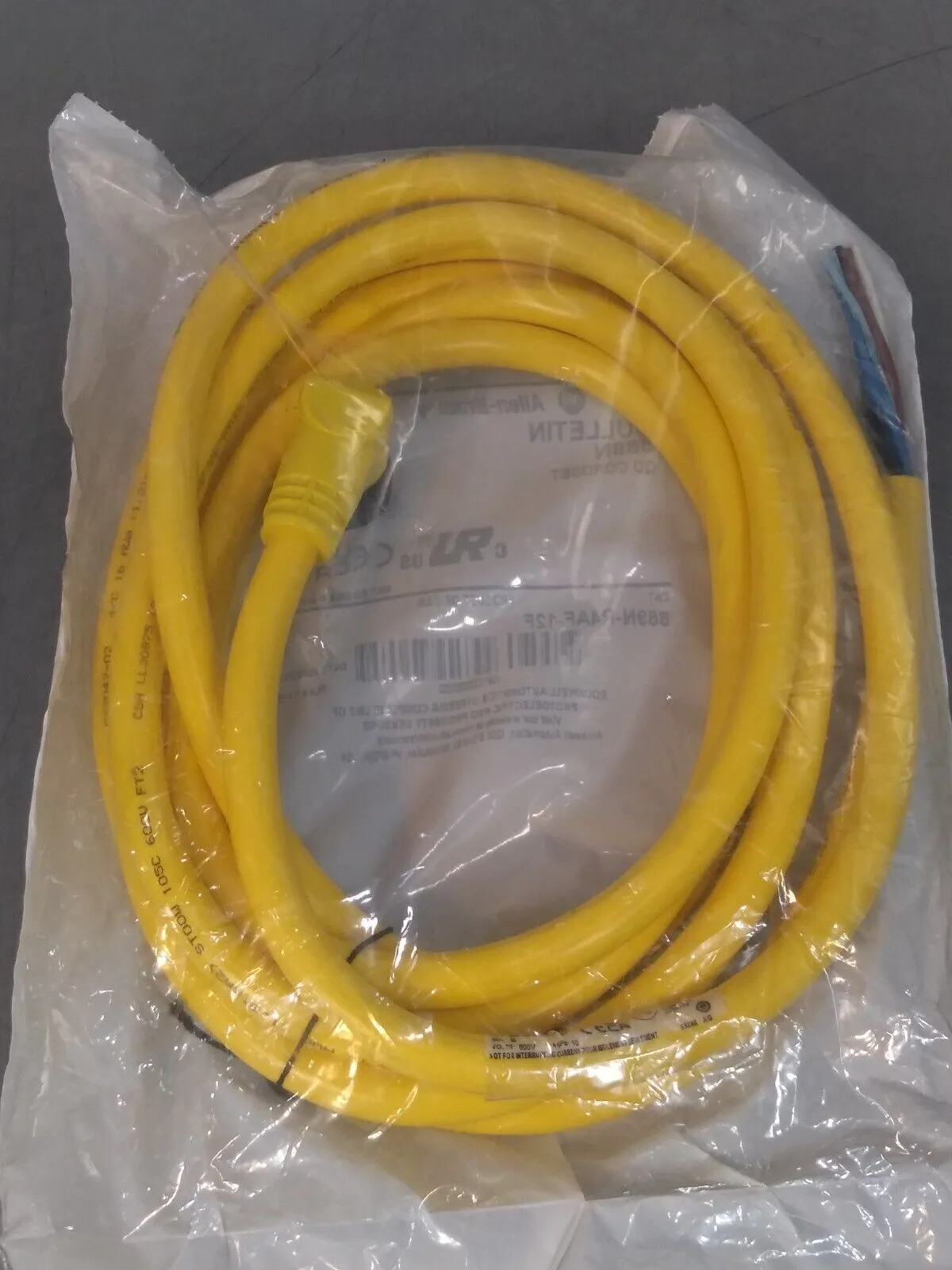 Allen Bradley 889N-R4AF-12F/B Cordset Yellow Loc5D4