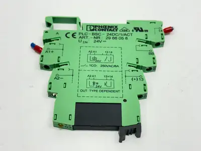 USED PHOENIX CONTACT RELAY SOCKET 2966058 W/ 2966595 RELAY 3A 24V