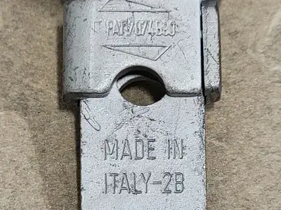 USED RUB INC. CW617N