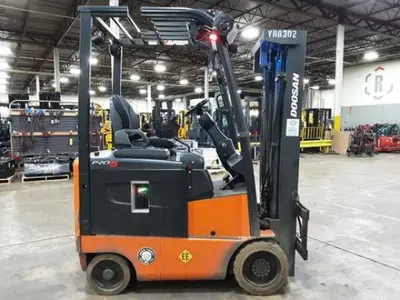 USED 2019 DOOSAN BC15S-5