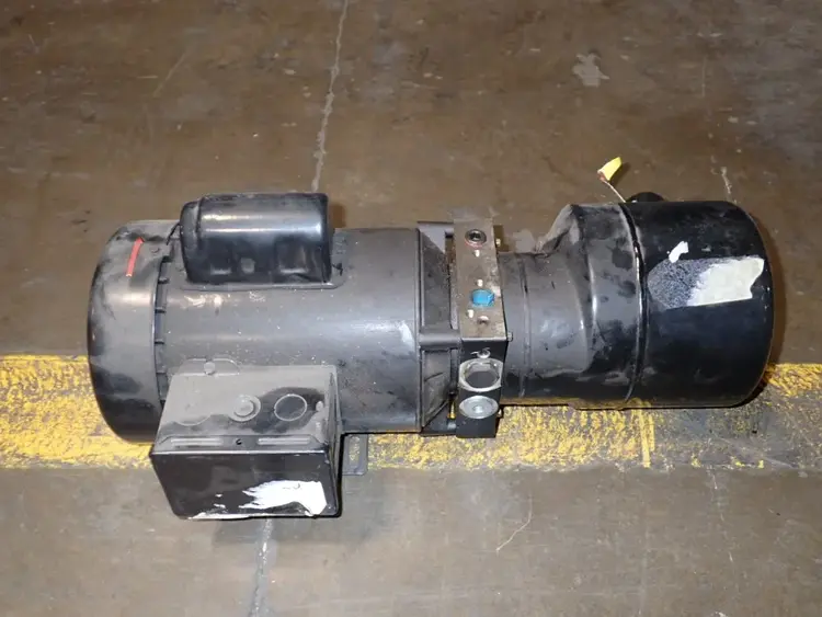 Used SPX US MOTORS 2977BC Pumps Ohio US | HGR 24 #1006067