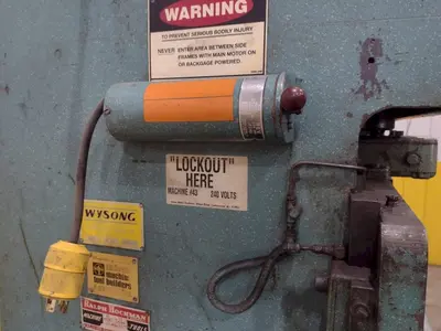 25 TON X 6' WYSONG MODEL #2572 MECHANICAL PRESS BRAKE: STOCK #23464