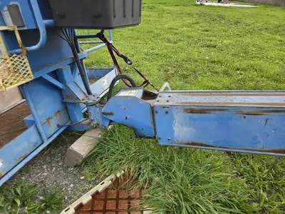 USED 1997 GENIE S60
