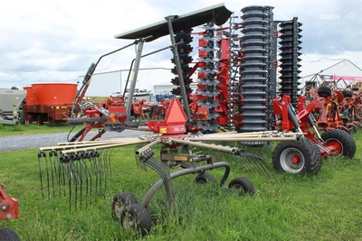 Used 2023 MASSEY FERGUSON RK451TR Hay Rakes Pennsylvania US | Zimmerman Farm Service #1410032