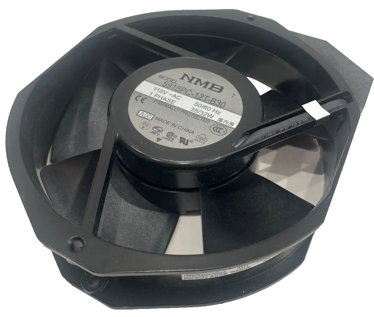 NEW NMB 5915PC-12T-B30 FAN 15V 50/60HZ 5915PC12TB30