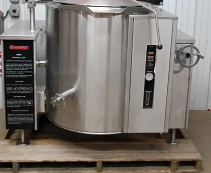 142-1256 Market Forge FT-60GL Natural Gas 60 Gallon Steam Jacketed Tilt Soup Ket