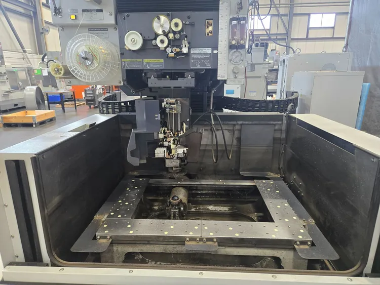 Used 2019 MITSUBISHI EDM MV2400-S ADVANCE M800 Wire EDM Illinois US | Advanced Capital Equipment #1310676