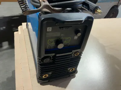Used MILLER DYNASTY 210, 210-AMP AC/DC TIG AND STICK WELDER Tig Welders Michigan US | Miedema Asset Management Group #1424988