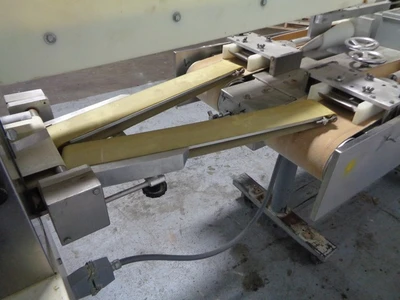 Used EXCELLENT KSD-100-2 & KSF-300S-2 Dough Dividers California US | BakeryEquipment.com #1554151