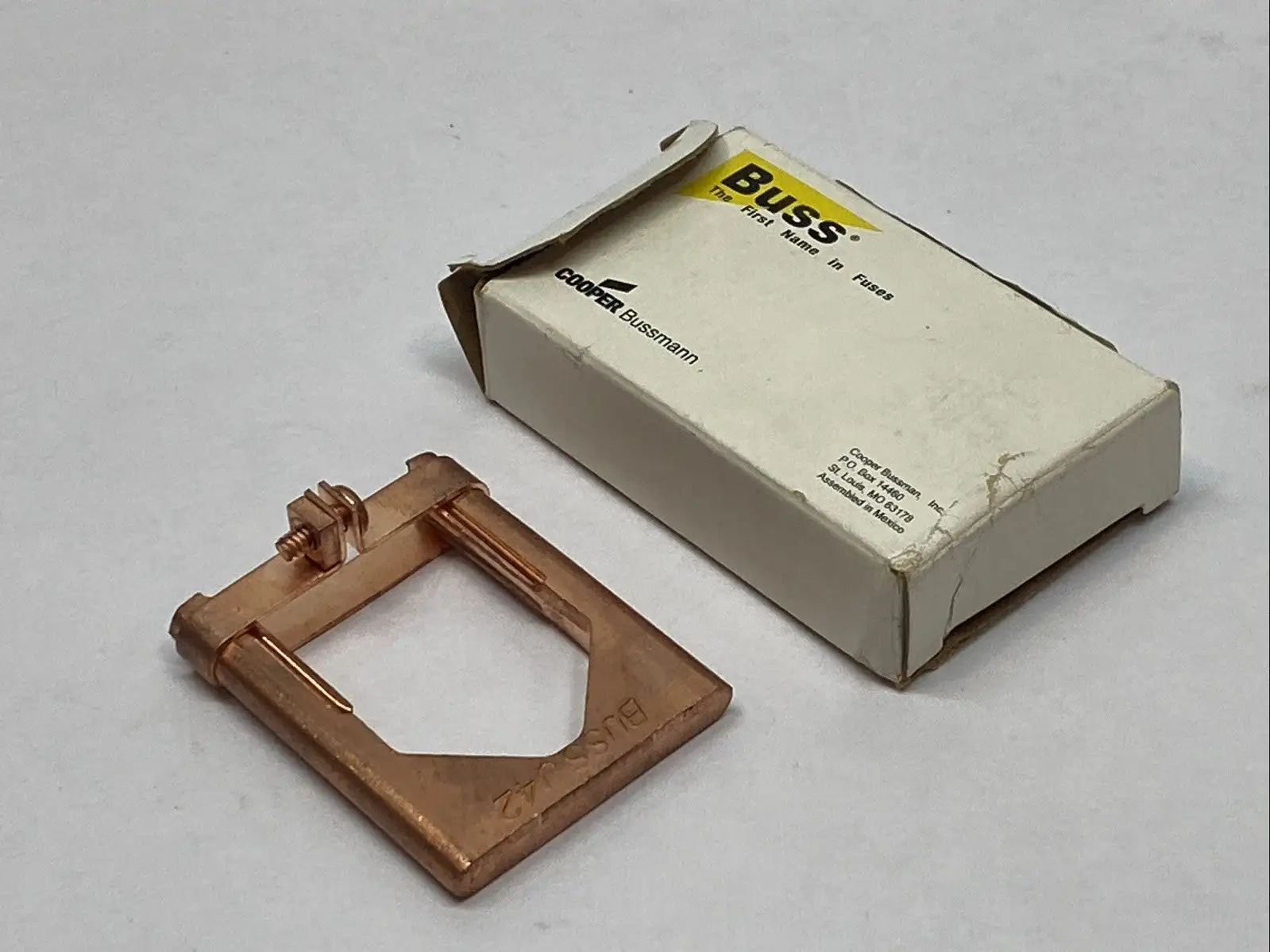 New | in-Stock Bussmann Single Fuse Reducer Class J 110-200A Fuse 400A Block 600V Fuse Accessories Michigan US | Maverick Industrial Sales #1400536