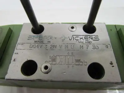 Vickers DG4V-3-2N-VM-U-H7-30 Directional Solenoid Valve CETOP 3, D03